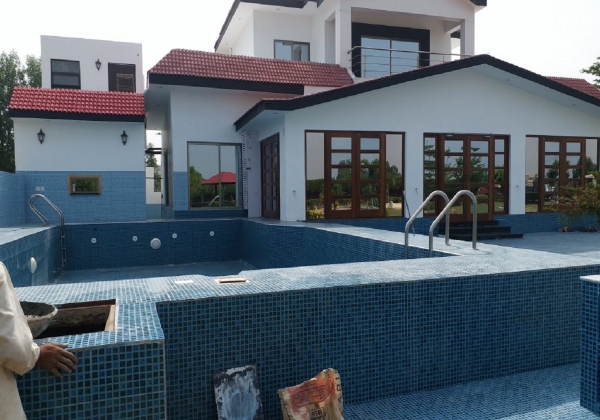 How To Winterize Your Home Swimming Pool